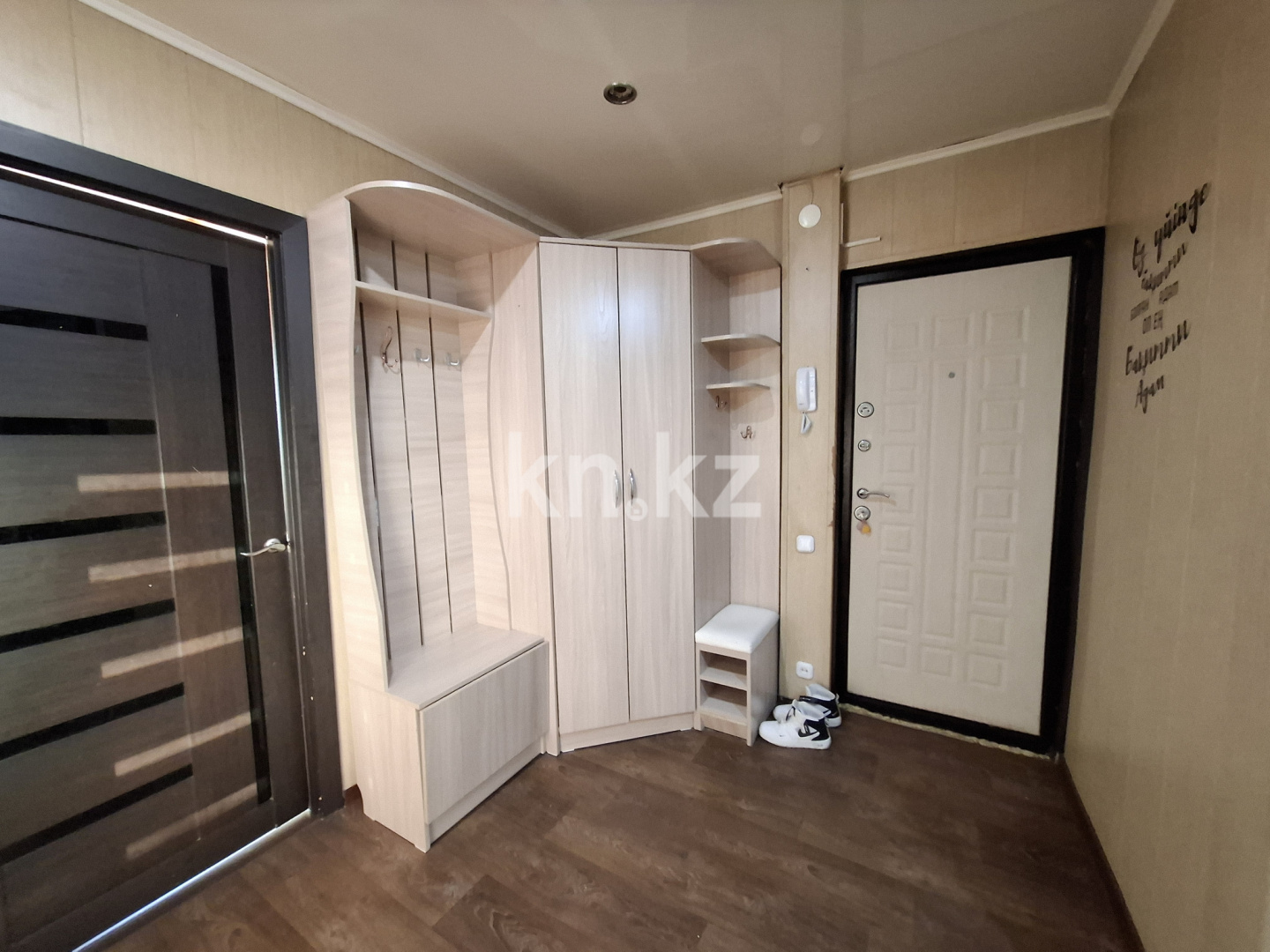 Продажа 3-комнатной квартиры, 62 м², мкр-н 16, дом  49 - Продажа квартир в Караганде фото 11 из 16