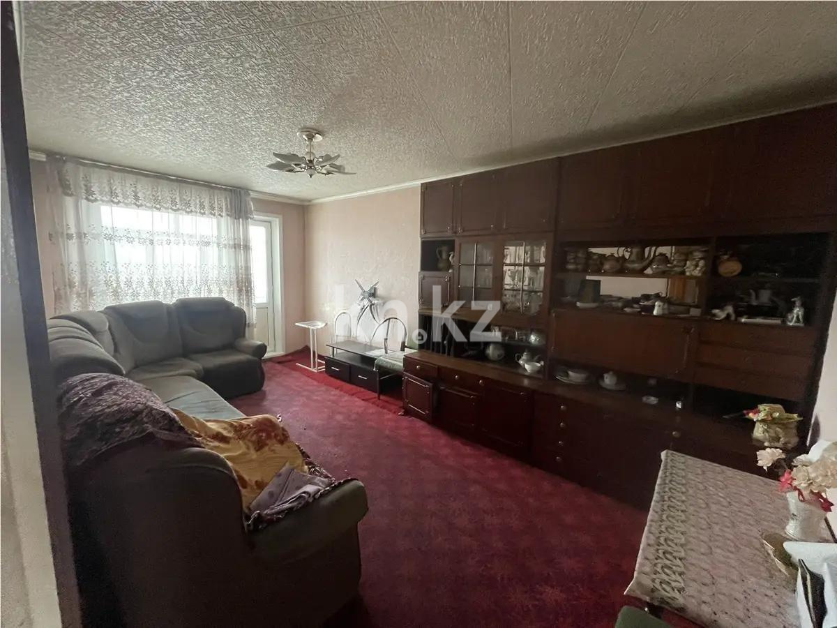 Продажа 3-комнатной квартиры, 52 м², мкр-н Восток-1, дом  13 - Продажа квартир в Караганде фото 1 из 6