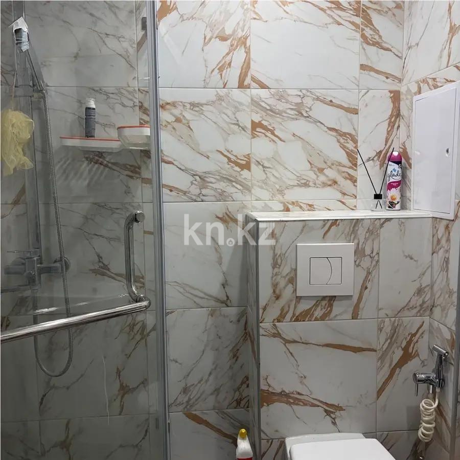 Продажа 4-комнатной квартиры, 74 м², 11 мкр., дом  25 - Продажа квартир в Алматы фото 7 из 8