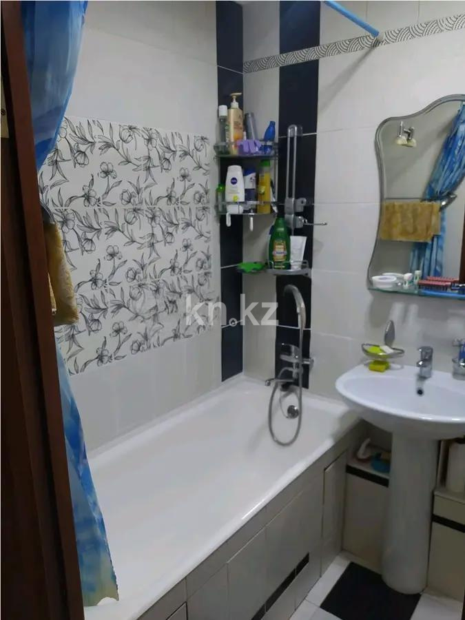 Продажа 3-комнатной квартиры, 60 м², мкр-н 12, дом  14 в Алматы - фото 6