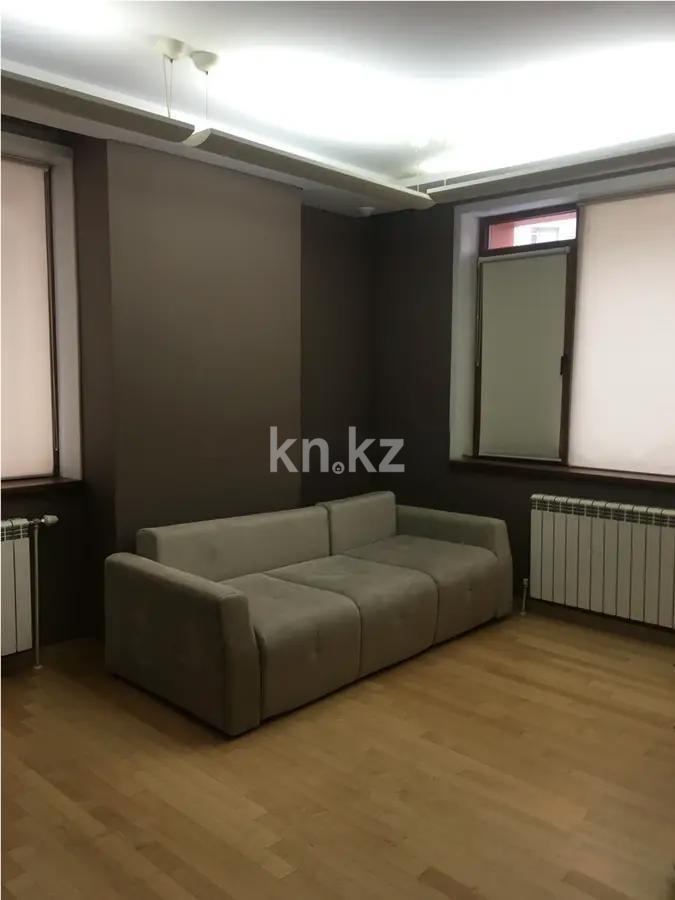 Продажа 2-комнатной квартиры, 67 м², ул. Байтурсынова, дом  1 в Астане