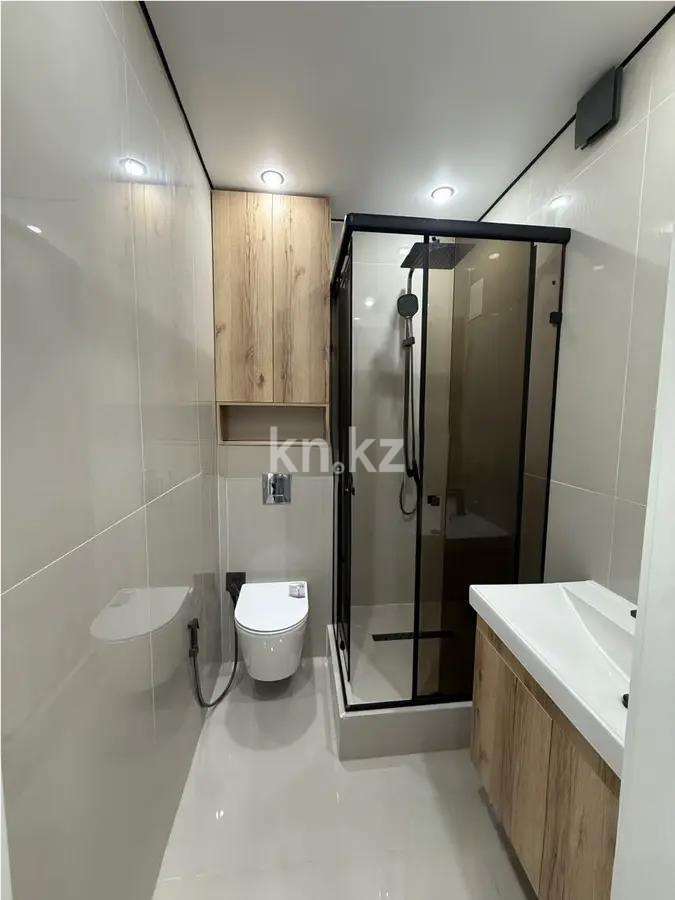 Продажа 1-комнатной квартиры, 38 м², ул. Жолымбет, дом  42/5 в Алматы - фото 3