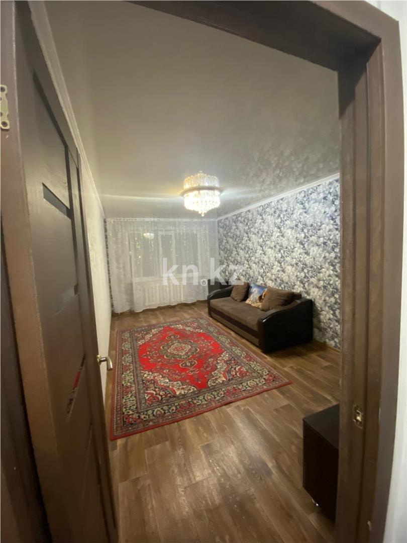 Продажа 2-комнатной квартиры, 48 м², мкр-н 15 - Продажа  двухкомнатных квартир в Караганде фото 2 из 6
