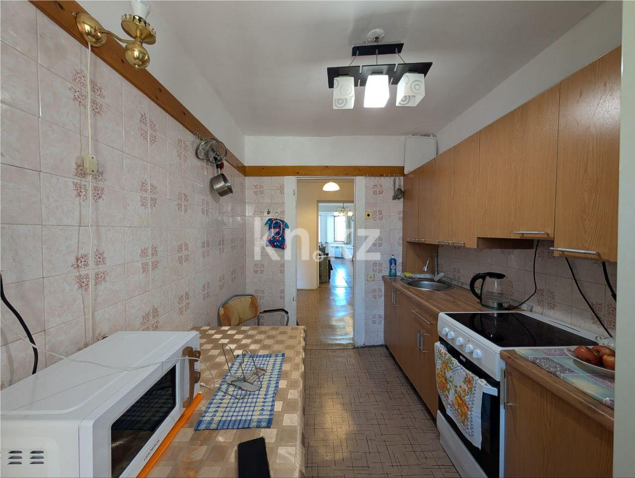 Продажа 3-комнатной квартиры, 61 м², мкр-н Восток-3, дом  9 - Продажа жилой и коммерческой недвижимости в Казахстане фото 7 из 15