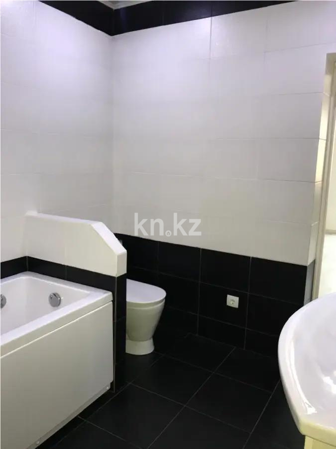 Продажа 2-комнатной квартиры, 74 м², ул. Розыбакиева, дом  289/1 в Алматы - фото 3