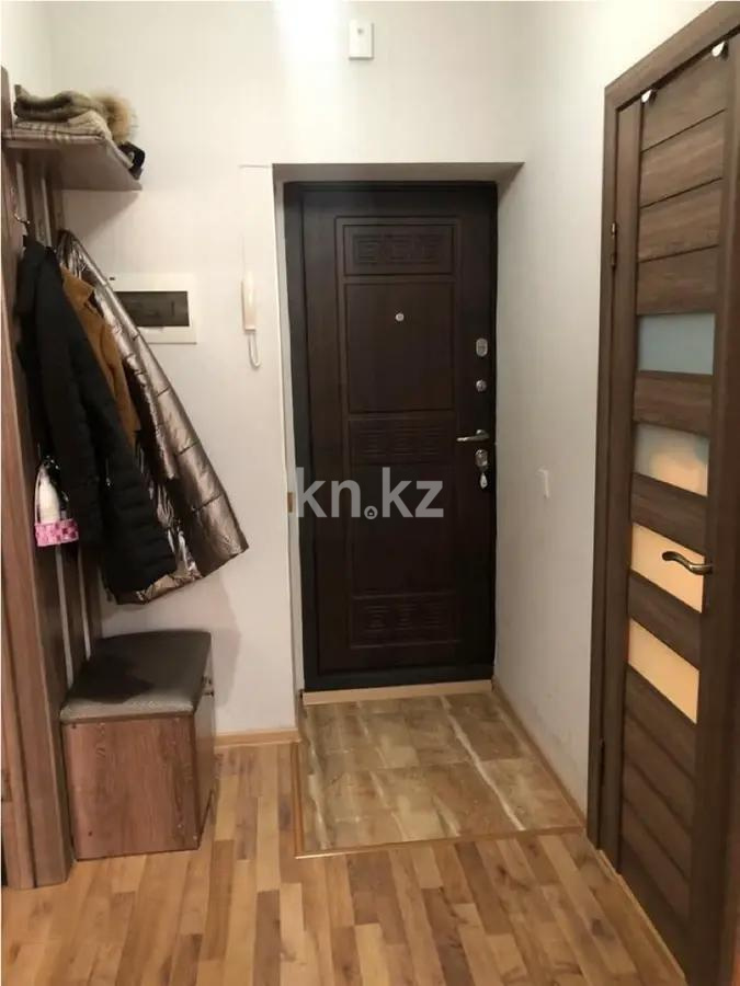 Продажа 1-комнатной квартиры, 35 м², ул. Сауран, дом  20 в Астане - фото 4