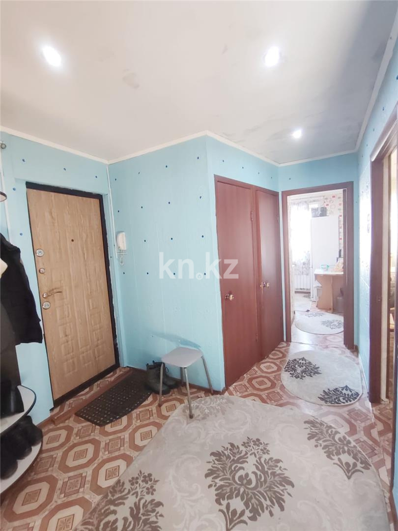 Продажа 3-комнатной квартиры, 62 м², мкр-н 13 в Караганде - фото 8