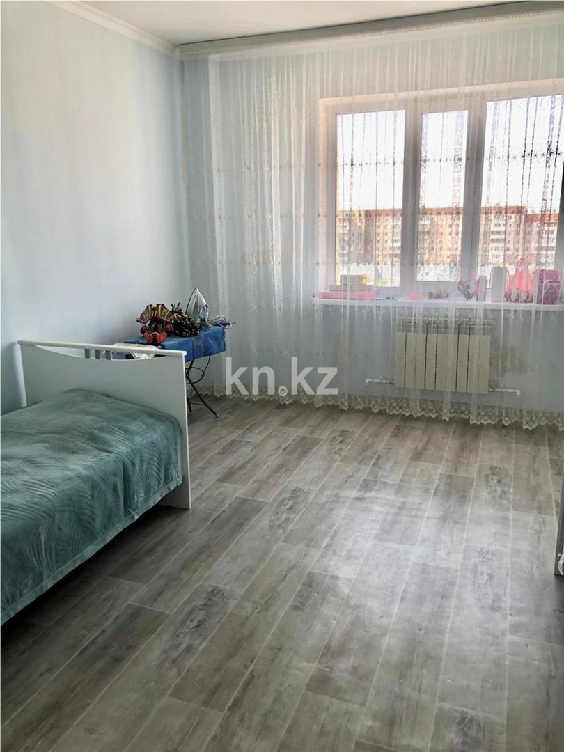 Продажа 3-комнатной квартиры, 74 м², мкр-н Голубые Пруды, дом  5/5 - Продажа  трехкомнатных квартир в Караганде фото 3 из 16