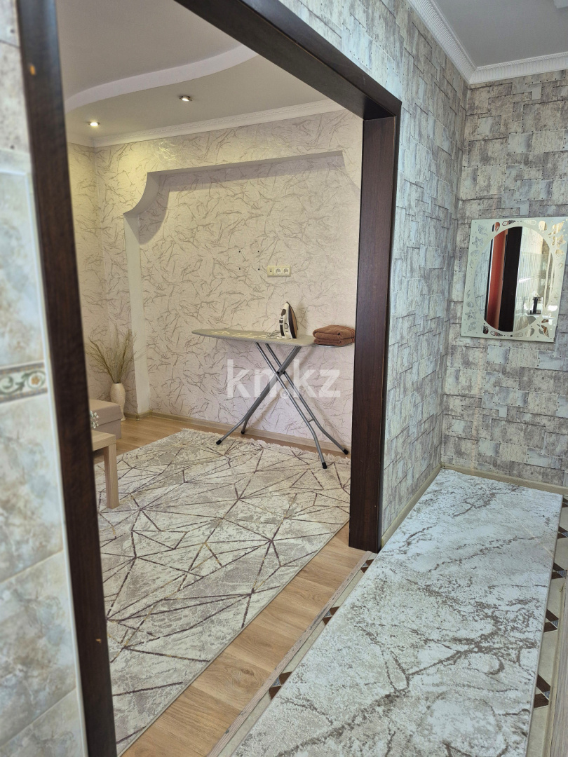 Аренда 1-комнатной квартиры посуточно, 33 м², ул. Мажита Жунисова, дом  179 - Аренда жилой и коммерческой недвижимости в Уральске фото 7 из 9