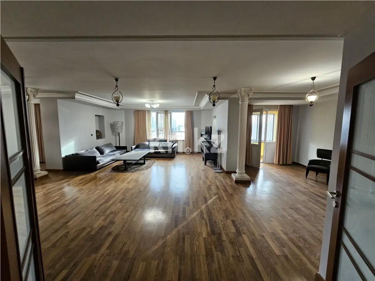 Продажа 5-комнатной квартиры, 377 м², пр. Абая, дом  45/2 - Продажа квартир в Астане без посредников фото 1 из 12