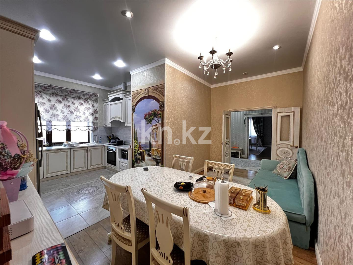 Продажа 7-комнатного дома, 320 м², ул. Кабжанова - Продажа домов, коттеджей в Караганде фото 16 из 36