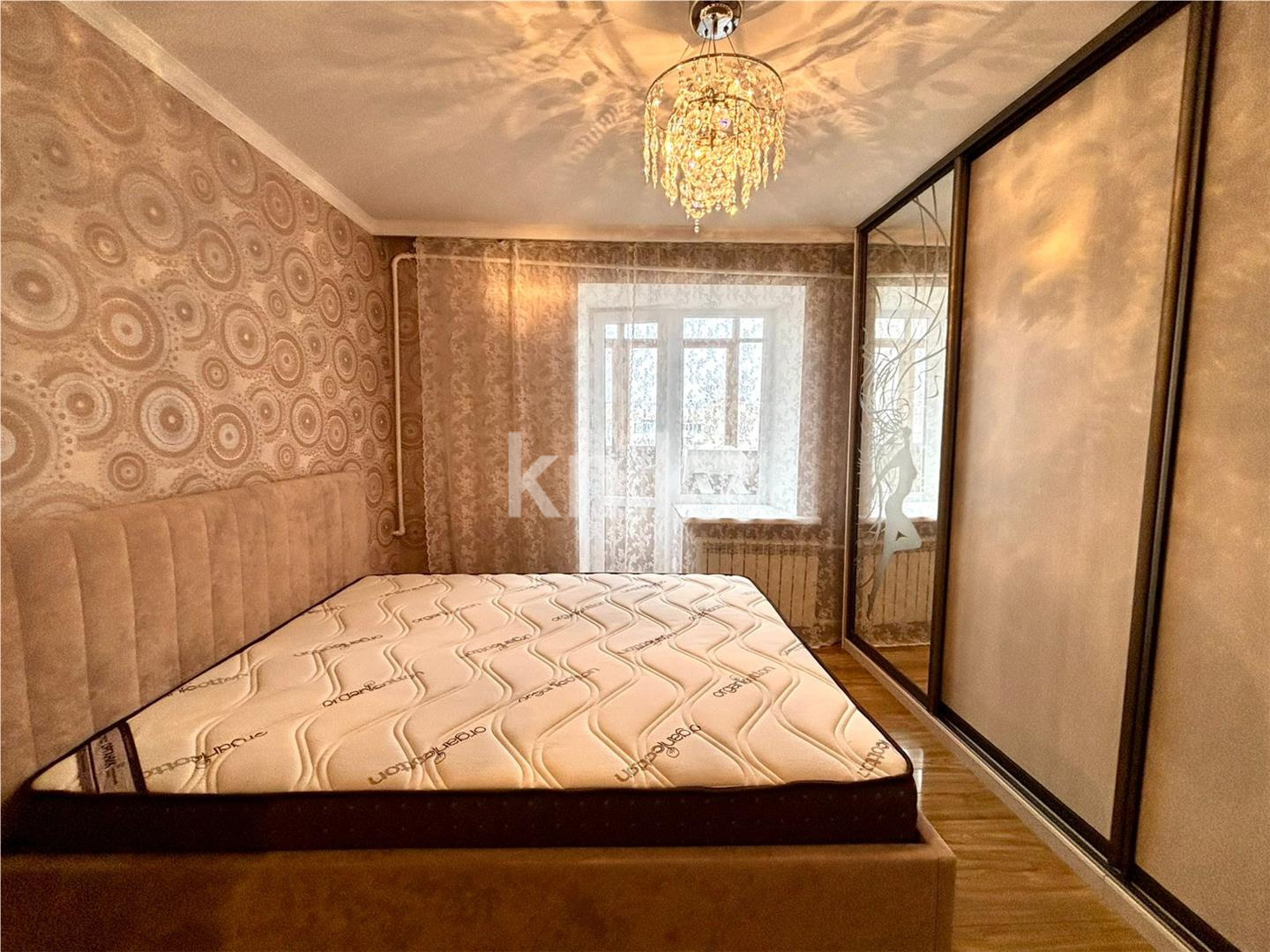 Продажа 3-комнатной квартиры, 59 м², ул. Аманжолова, дом  71 в Караганде - фото 4