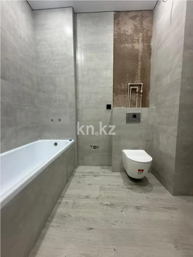 Продажа 2-комнатной квартиры, 65.7 м², пр. Кошкарбаева, дом  54а в Астане - фото 4