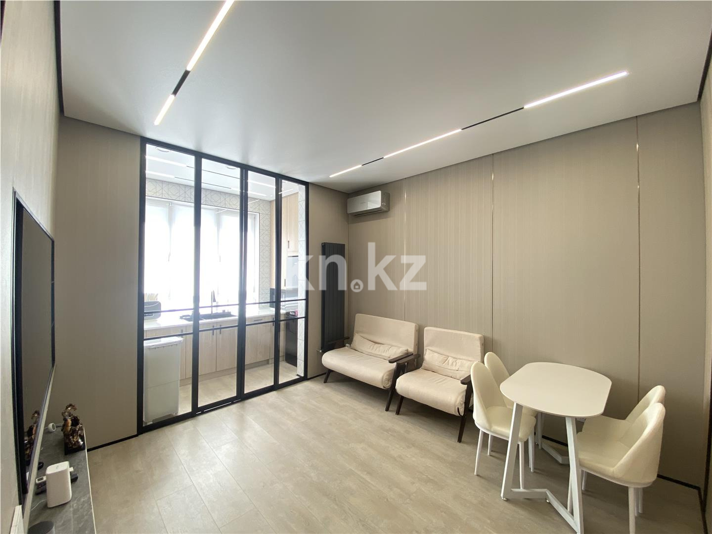 Продажа 2-комнатной квартиры, 40.3 м² - Продажа двухкомнатных квартир в р-не Есиль Астаны - страница 16 фото 1 из 16