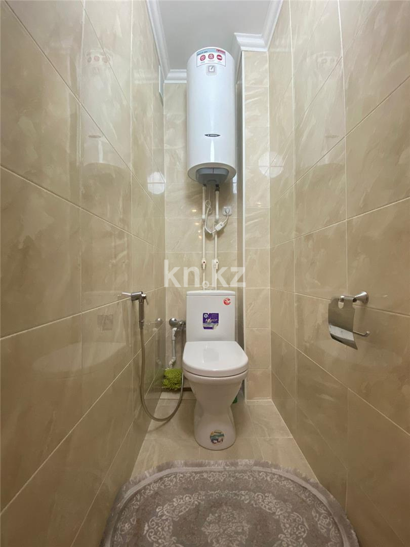 Продажа 4-комнатной квартиры, 80 м², пр. Республики - Продажа  четырехкомнатных квартир в Караганде фото 11 из 13