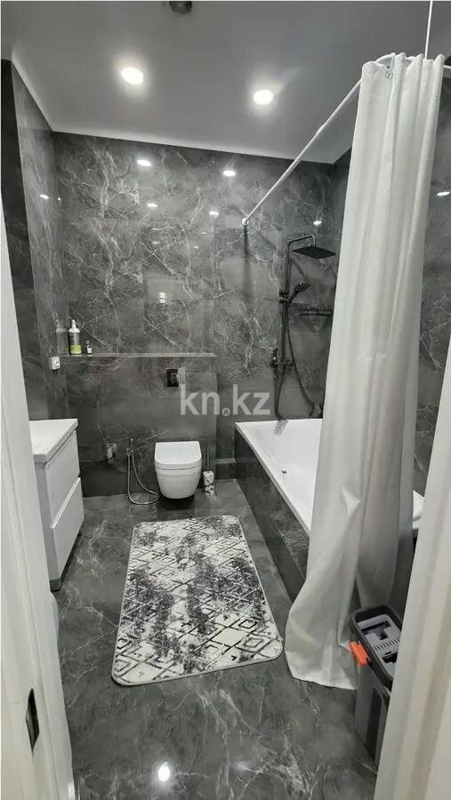 Продажа 2-комнатной квартиры, 68 м² в Алматы - фото 3