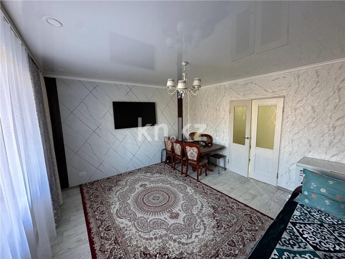 Продажа 2-комнатной квартиры, 54 м², мкр-н Степной-2, дом  2 - Продажа  двухкомнатных квартир в Караганде фото 1 из 13