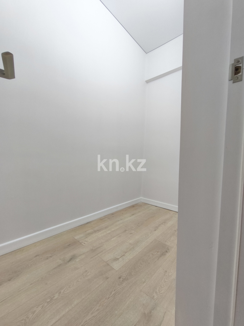 Продажа 3-комнатной квартиры, 70 м² - Продажа квартир в Казахстане - страница 3 фото 7 из 9