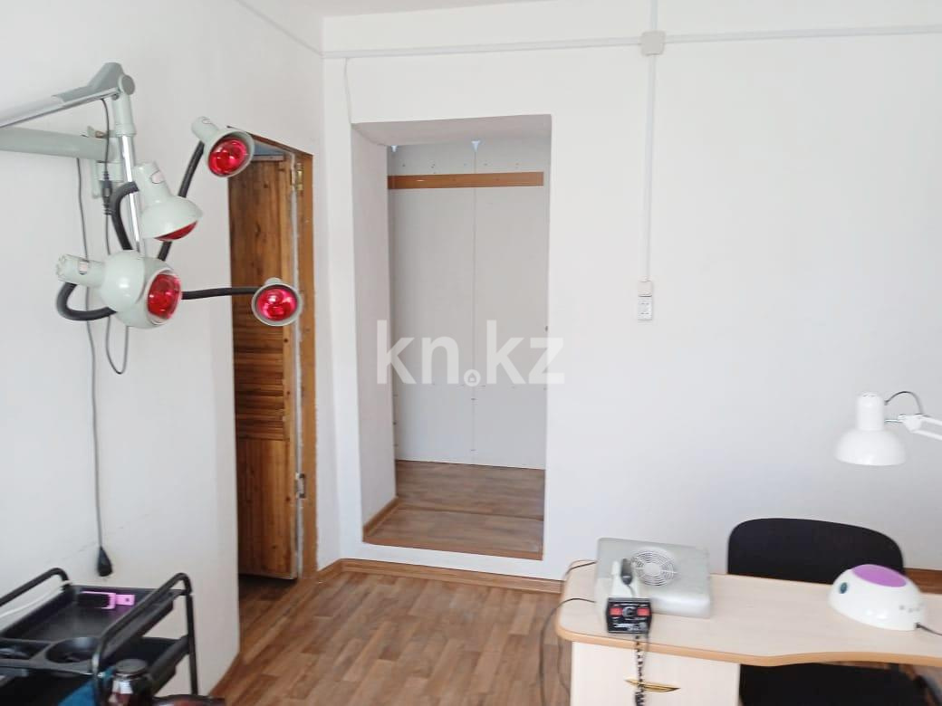 Продажа , 170 м², Школьная - Продажа жилой и коммерческой недвижимости в Карагандинской области фото 9 из 12