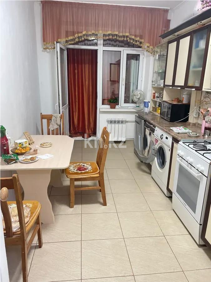 Продажа 3-комнатной квартиры, 65 м², ул. Аносова, дом  32 в Алматы - фото 4