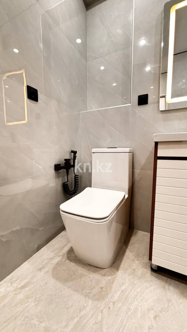 Продажа 1-комнатной квартиры, 35.2 м², ул. Казыбек би, дом  35/2 - пр. Улы Дала в Астане - фото 3