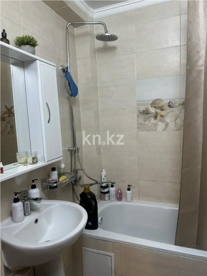 Продажа 3-комнатной квартиры, 67.5 м² в Алматы - фото 5