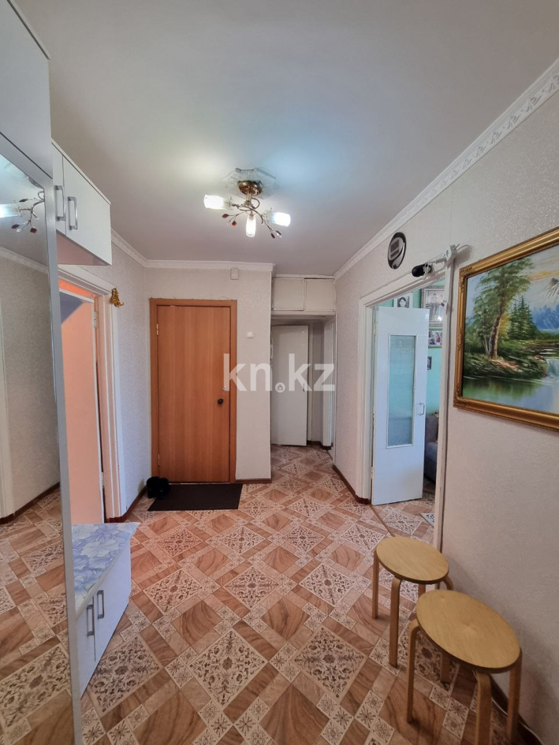 Продажа 4-комнатной квартиры, 80 м², пр. Назарбаева, дом  51 - Продажа квартир в Караганде фото 1 из 17