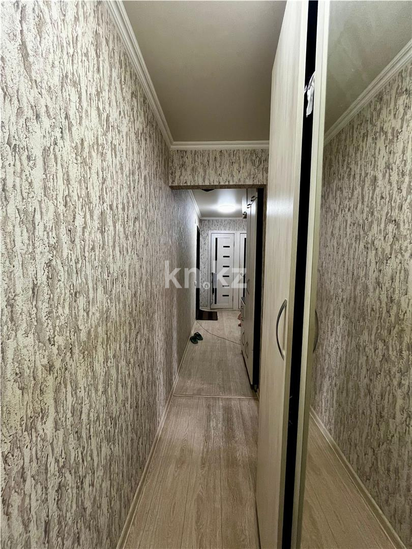 Продажа 3-комнатной квартиры, 62 м², мкр-н 16 в Караганде - фото 14