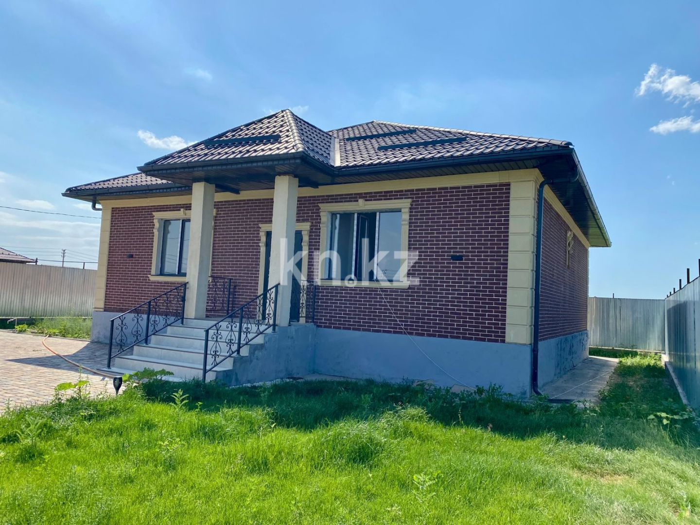 Продажа 3-комнатного дома, 117 м², 25 - Продажа домов, коттеджей в Казахстане фото 1 из 15
