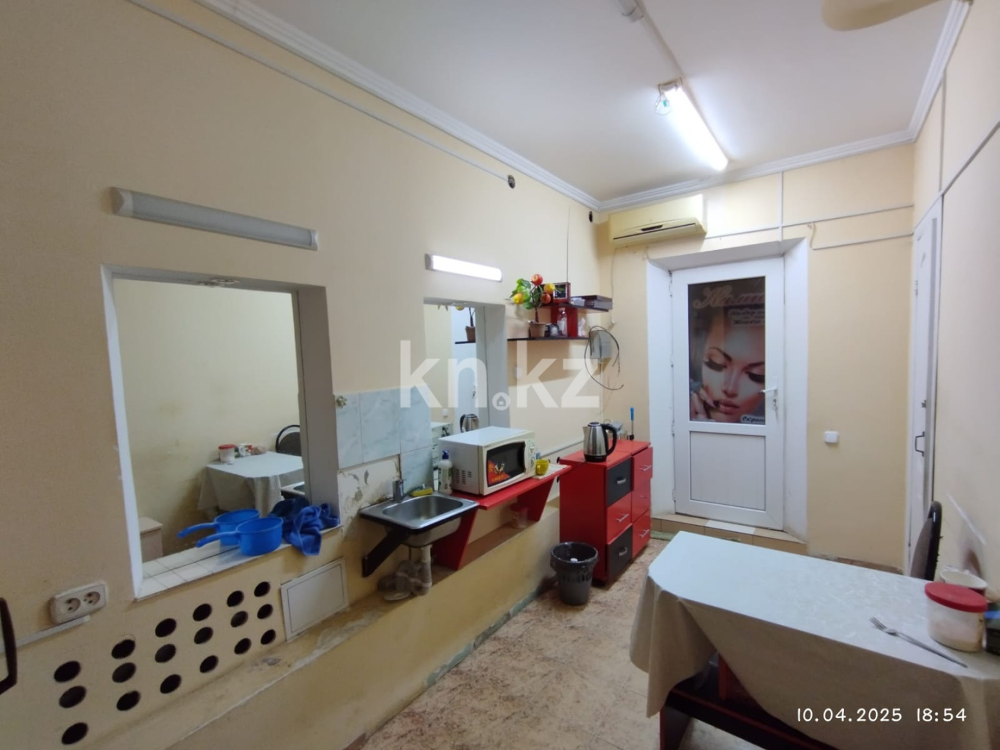 Продажа , 160 м², ул. Курмангазы, дом  87 - Продажа жилой и коммерческой недвижимости в Уральске фото 2 из 40