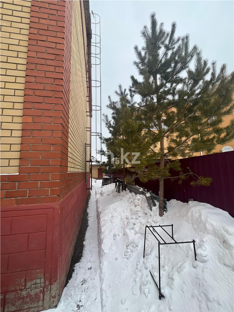 Продажа 10-комнатного дома, 540 м² - Продажа домов, коттеджей в Казахстане - страница 11 фото 34 из 44