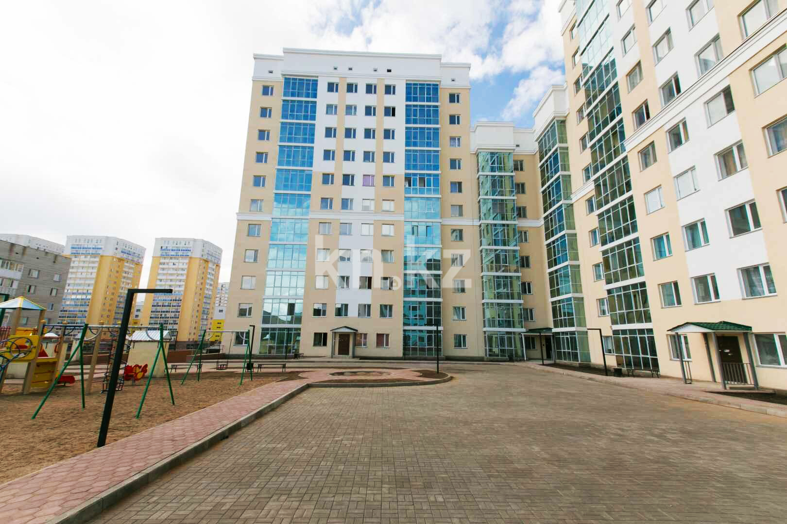 Продажа 2-комнатной квартиры, 70 м², ул. Кордай, дом  83 в Астане - фото 8