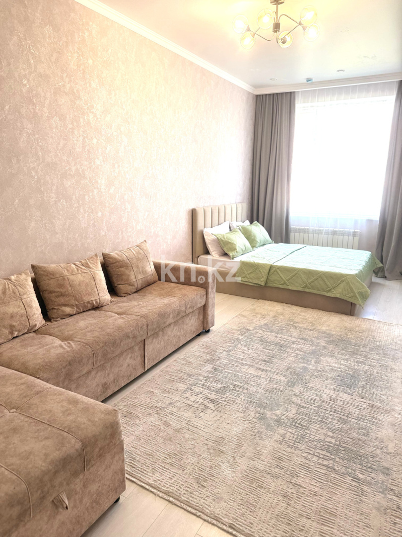 Аренда 3-комнатной квартиры посуточно, 86 м², пр. Кабанбай батыра, дом  64 - ул. Рыскулова - Аренда квартир посуточно в Астане с фото фото 3 из 6