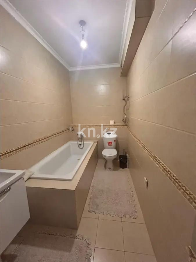 Продажа 2-комнатной квартиры, 55.6 м², ул. Толе би, дом  273/9 в Алматы - фото 3