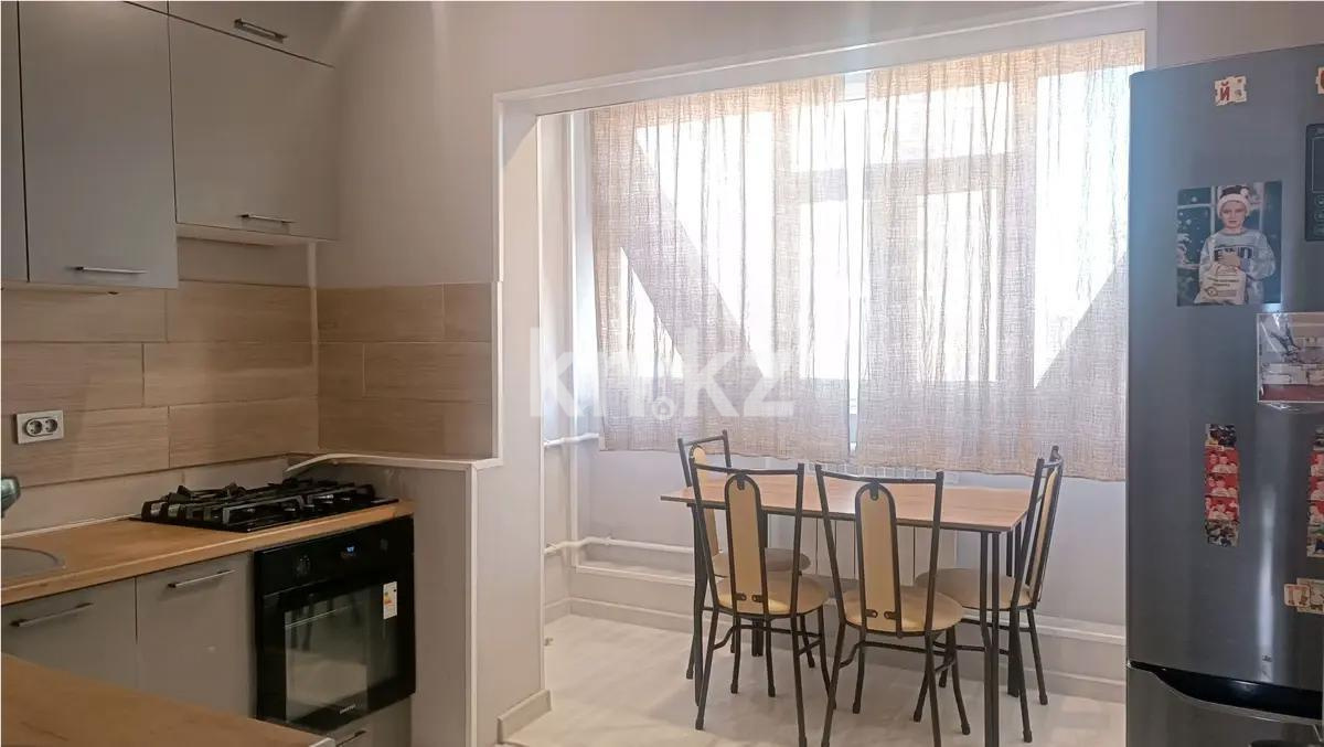 Продажа 3-комнатной квартиры, 72 м², ул. Ауэзова, дом  16 в Алматы - фото 3