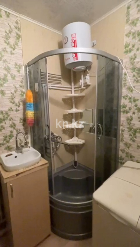 Продажа 1-комнатной квартиры, 37 м², ул. Крылова, дом  32 - Продажа квартир в Караганде фото 7 из 12