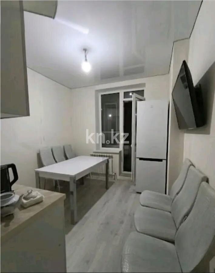 Продажа 3-комнатной квартиры, 74.4 м² в Астане - фото 4