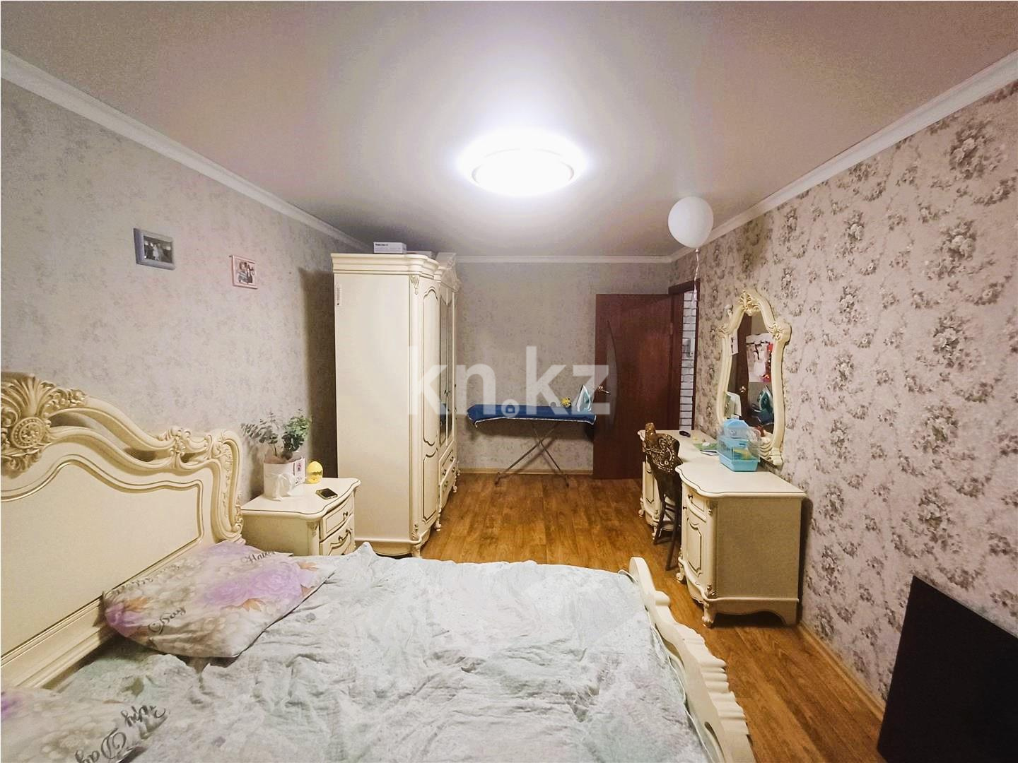 Продажа 4-комнатной квартиры, 77 м², 1 кв-л - Продажа квартир в Караганде фото 4 из 14