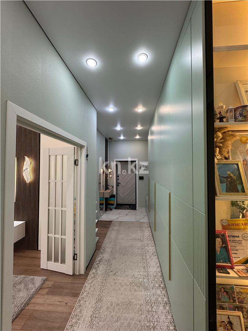 Продажа 2-комнатной квартиры, 68 м², 067 учетный квартал, дом  456/3 в Караганде - фото 18