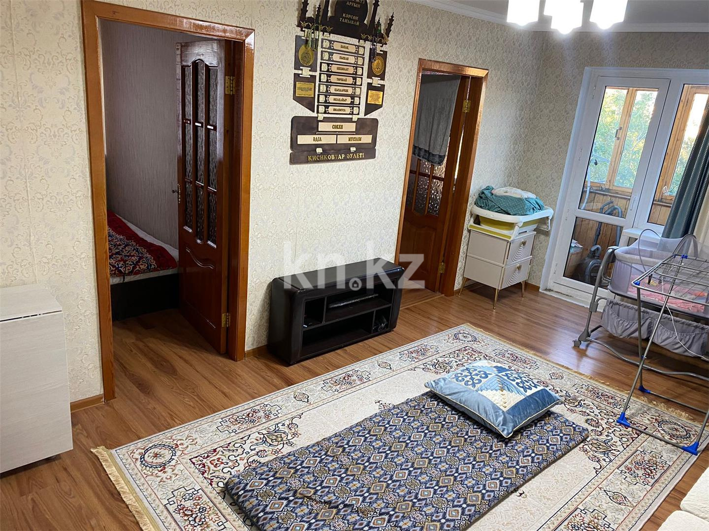 Продажа 3-комнатной квартиры, 49 м², 18-й мкр., дом  10 в Караганде - фото 4