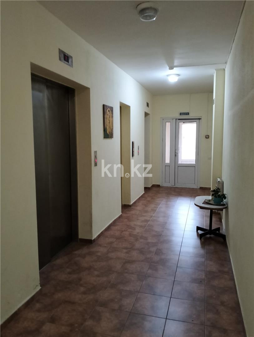 Продажа 2-комнатной квартиры, 91.3 м², ул. Кенесары в Астане - фото 9