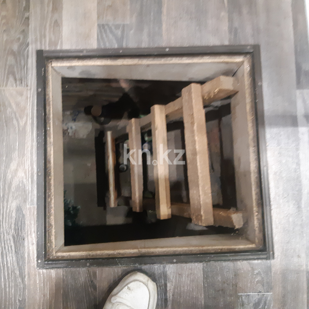 Продажа 2-комнатной квартиры, 56 м², ул. Сарсекова, дом  55 в Караганде - фото 24