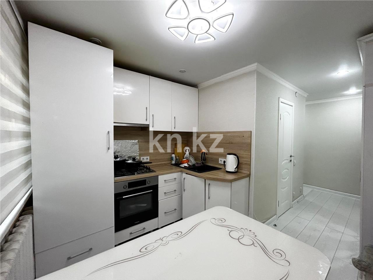 Продажа 2-комнатной квартиры, 51 м², ул. Университетская - Продажа  двухкомнатных квартир в Караганде фото 1 из 12