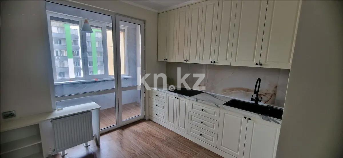 Продажа 3-комнатной квартиры, 76 м², ул. Омарова, дом  1 в Алматы - фото 4