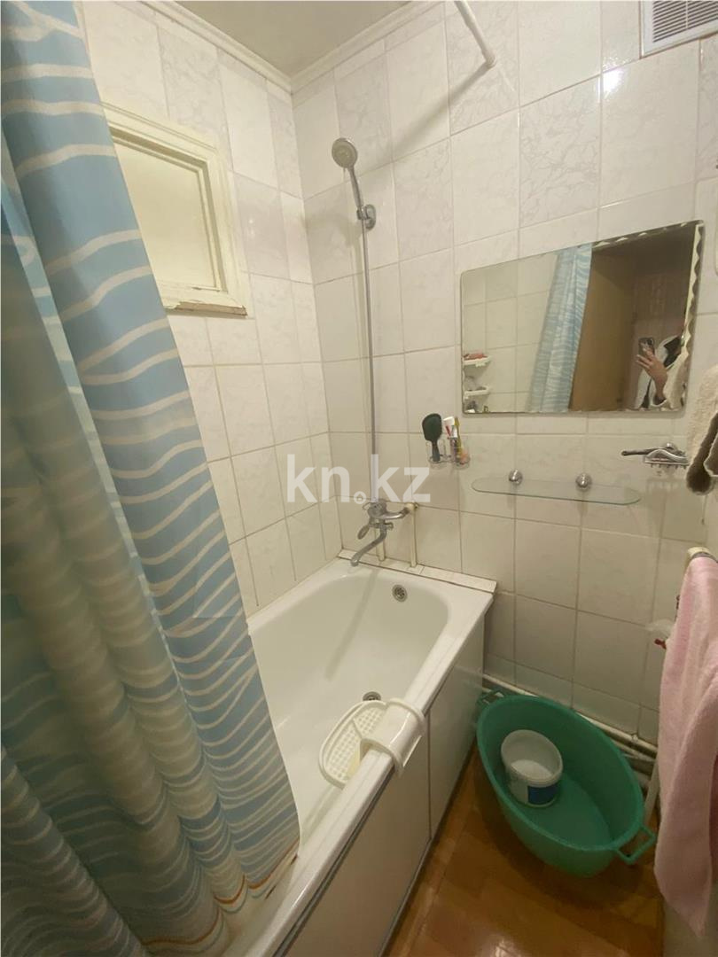 Продажа 2-комнатной квартиры, 45 м², мкр-н 14, дом  18 в Караганде - фото 11