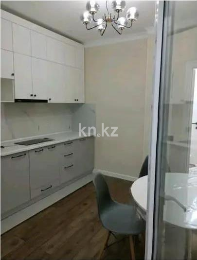 Продажа 1-комнатной квартиры, 40 м², ул. Нажимеденова, дом  29 в Астане - фото 2