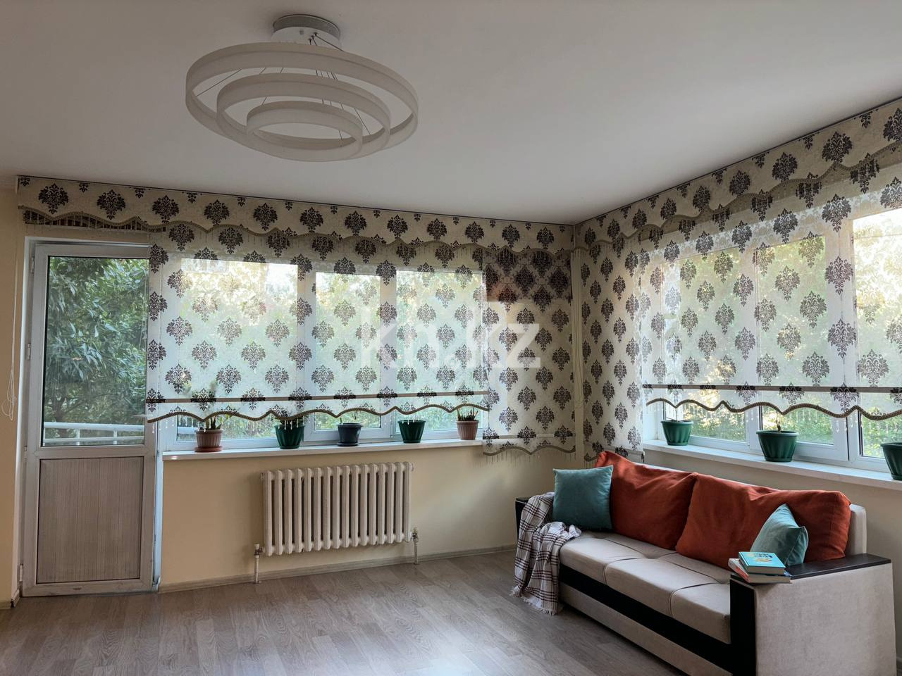 Аренда 2-комнатной квартиры, 80 м² - Аренда недвижимости в Алматы фото 2 из 32