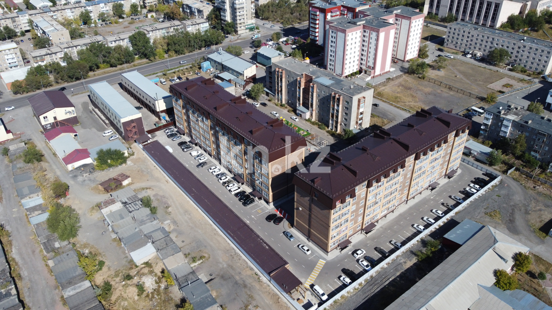 Продажа 4-комнатной квартиры, 140 м², ул. Муканова, дом  1/9 в Караганде - фото 9