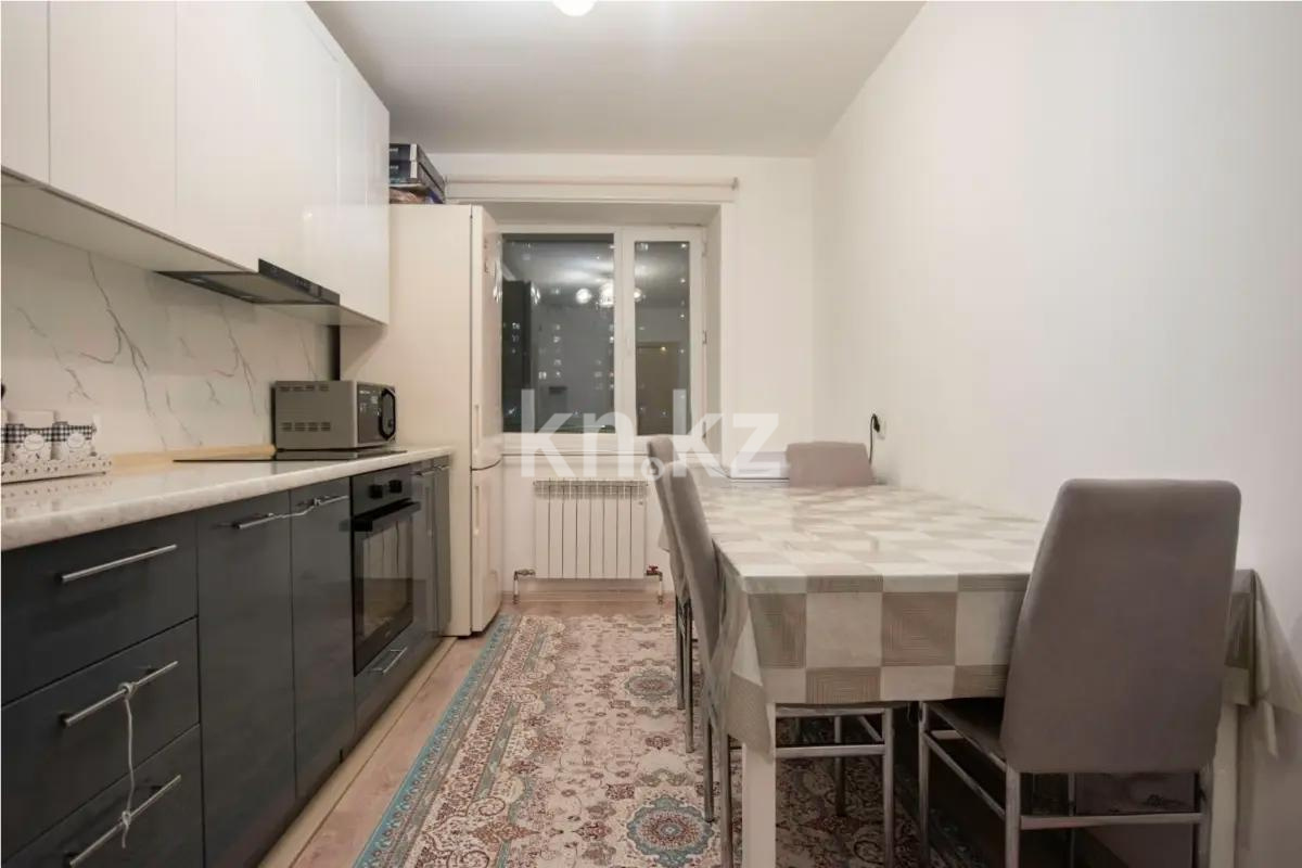 Продажа 3-комнатной квартиры, 72 м², ул. Омарова, дом  23/1 в Астане - фото 3