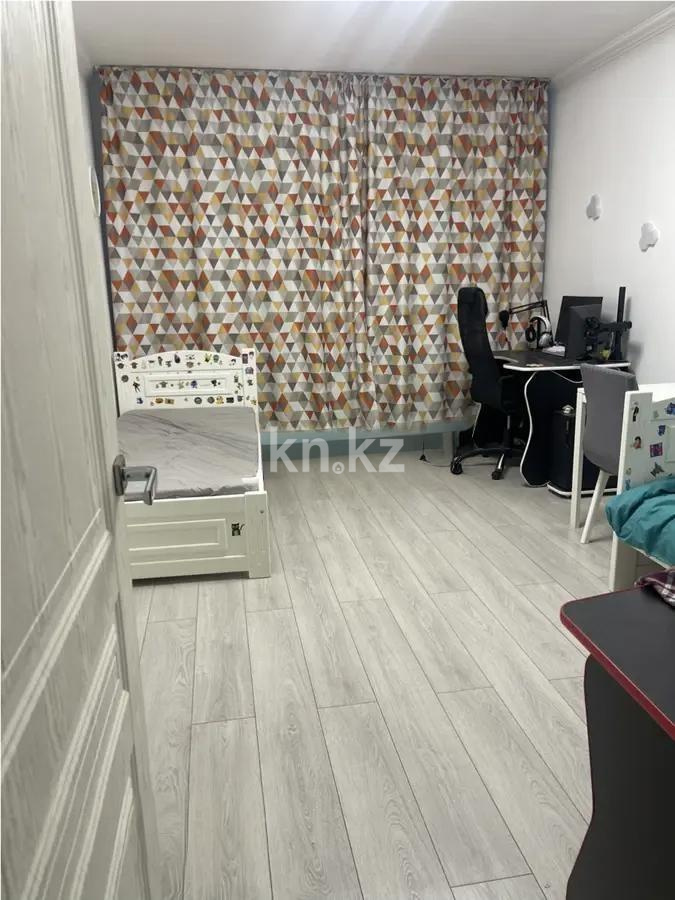 Продажа 2-комнатной квартиры, 72 м², ул. Петрова, дом  18/1 в Астане - фото 2